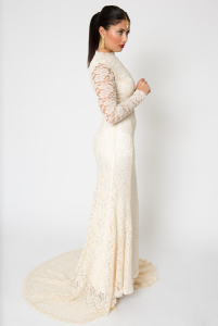 side-view-vintage-inspired-ivory-simple-lace-wedding-dress