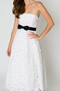 lace-tea-length-dress-in-short-wedding-dresses