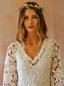 ivory-or-white-crochet-lace-bell-sleeve-bohemian-wedding-gown-with-train