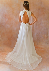 leah-silk-chiffon-wedding-dress-backless-gown