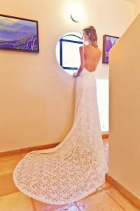 ivory-backless-wedding-dress-stretch-lace-with-train