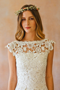 close-up-view-amy-lace-top-for-boho-bride