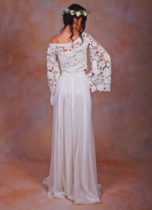 bohemian-two-piece-chiffon-and-lace-wedding-dress-sflowy-and-romantic