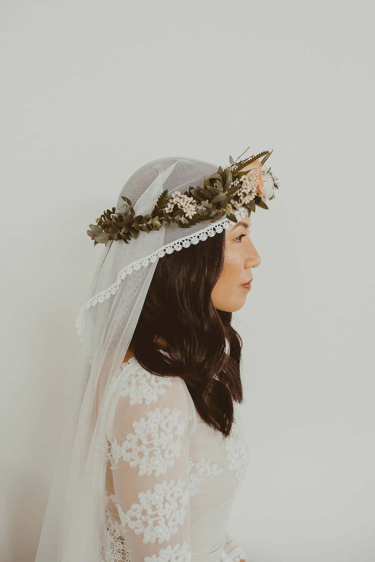 bride-clare-in-dreamers-and-lovers-cindy-veil
