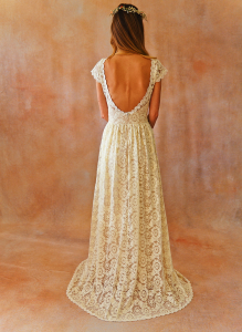 catherine-lace-dress-in-backless-wedding-dresses