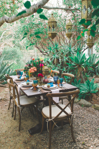 rustic-table-scape-inspiration-for-bohemian-chic-style-wedding