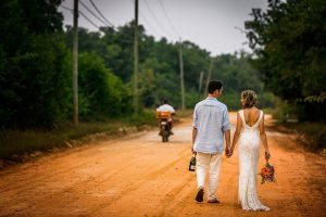 bohemian-bride-erin-and-her-grrom-in-the-r-laidback-wedding-held-in-Belize-wearing-boho-lace-dress