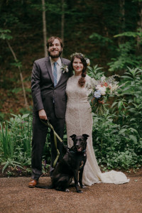 laid-back-bohemian-adventurous-bride-groom-and-dog-on-their-wedding-day