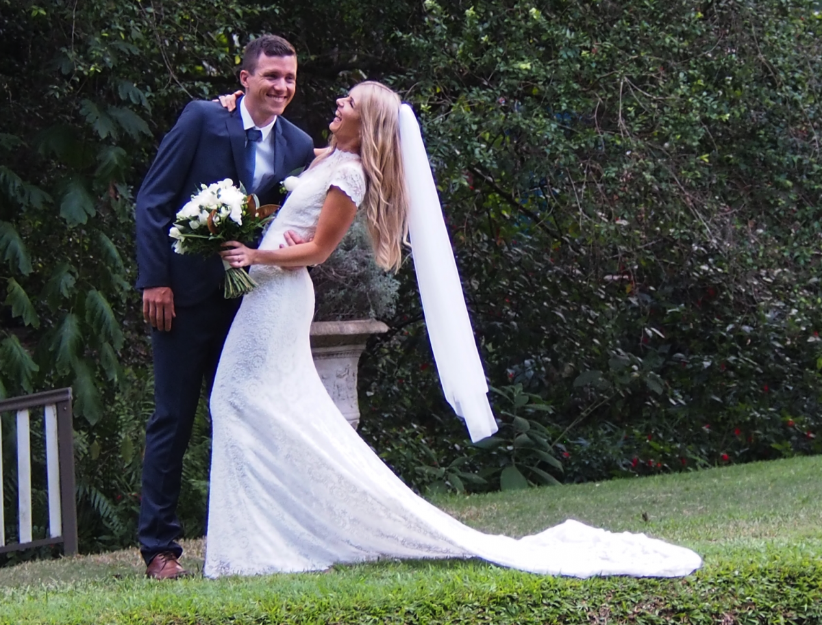 australian-bohemian-bride-wearing-white-lace-backless-wedding-dress
