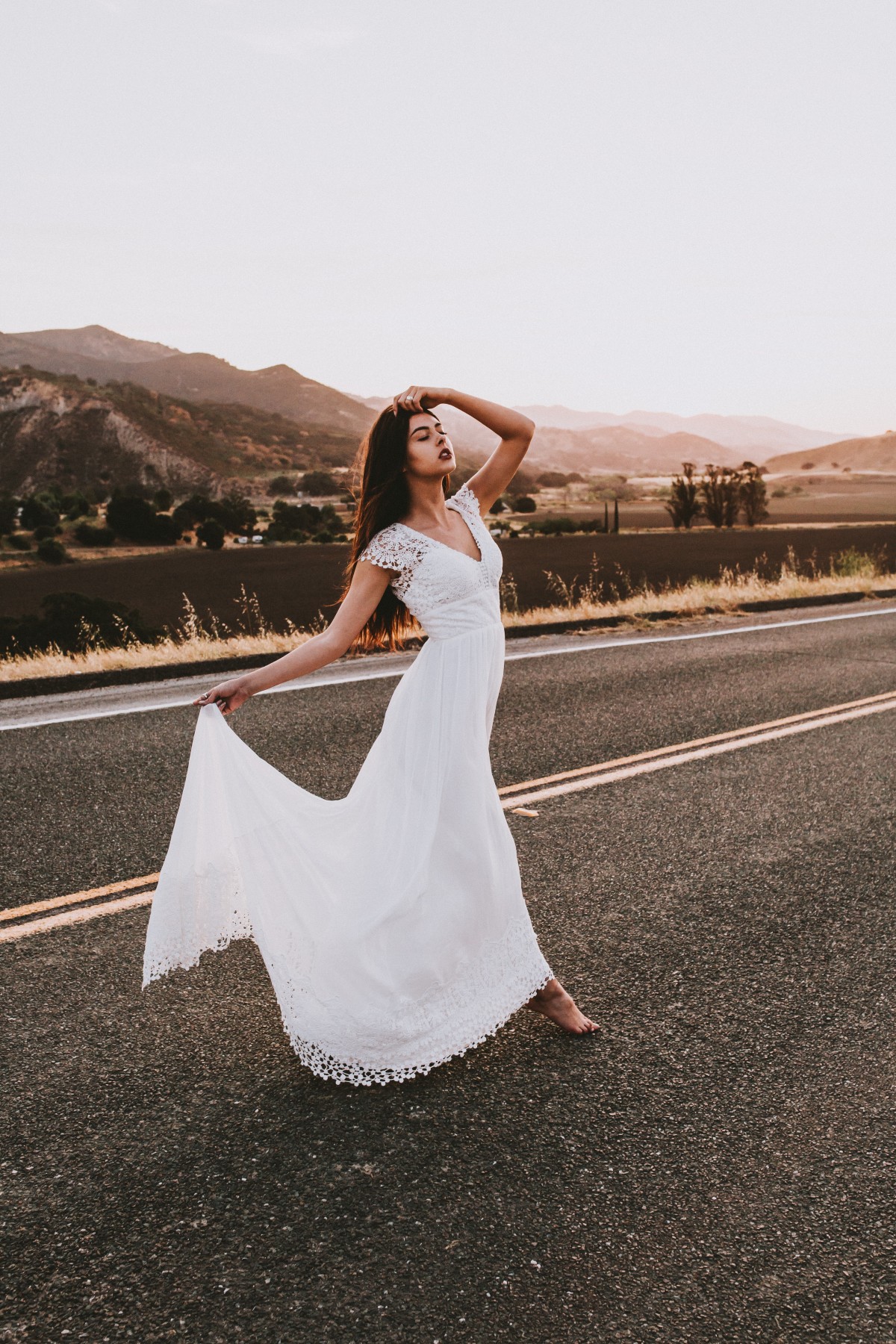 bohemian-wedding-dress-dreamersandlovers-daisy-from-a-recent-editorial