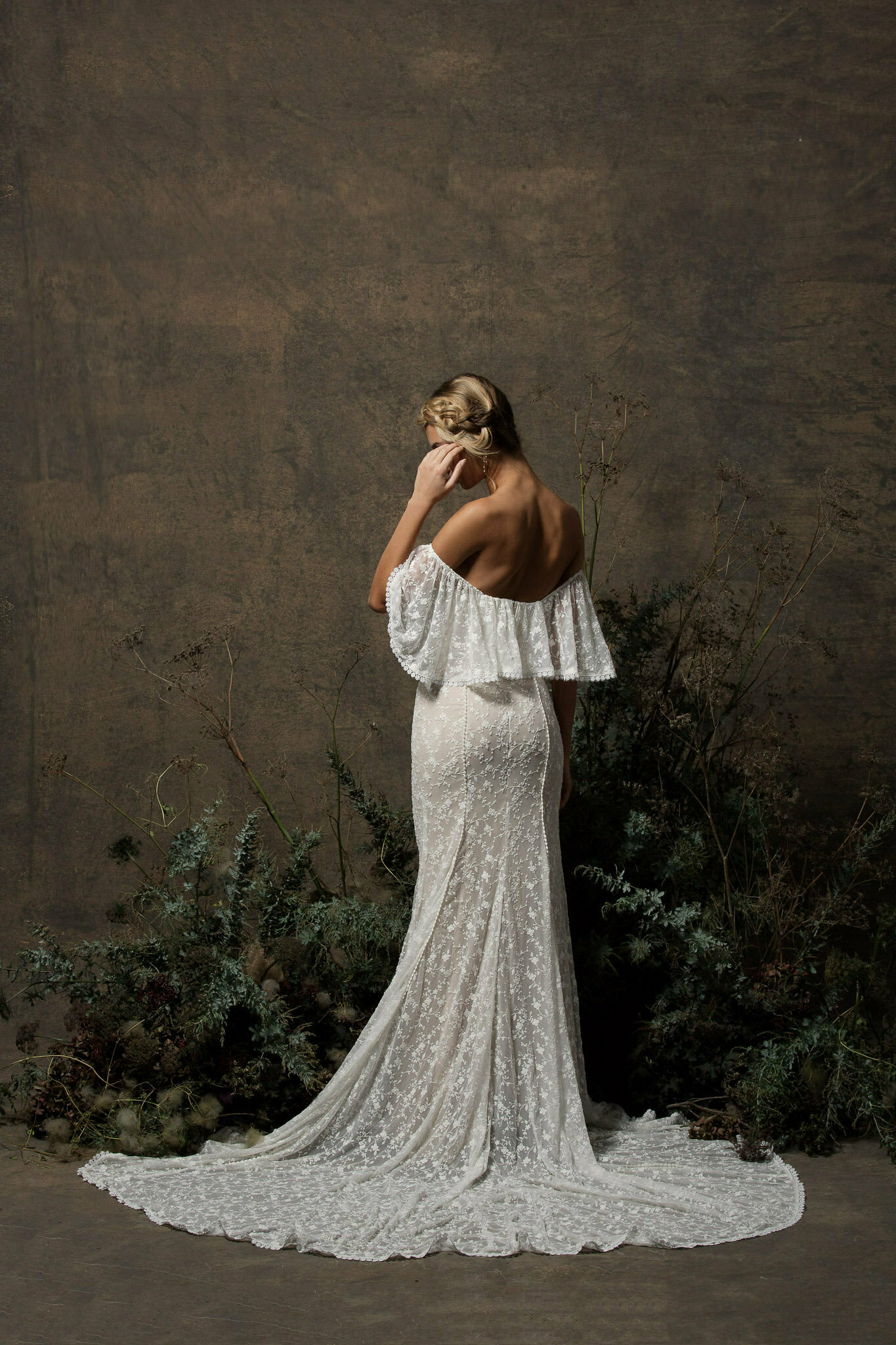 back-view-dreamers-and-lovers-off-shoulder-boho-wedding-dress
