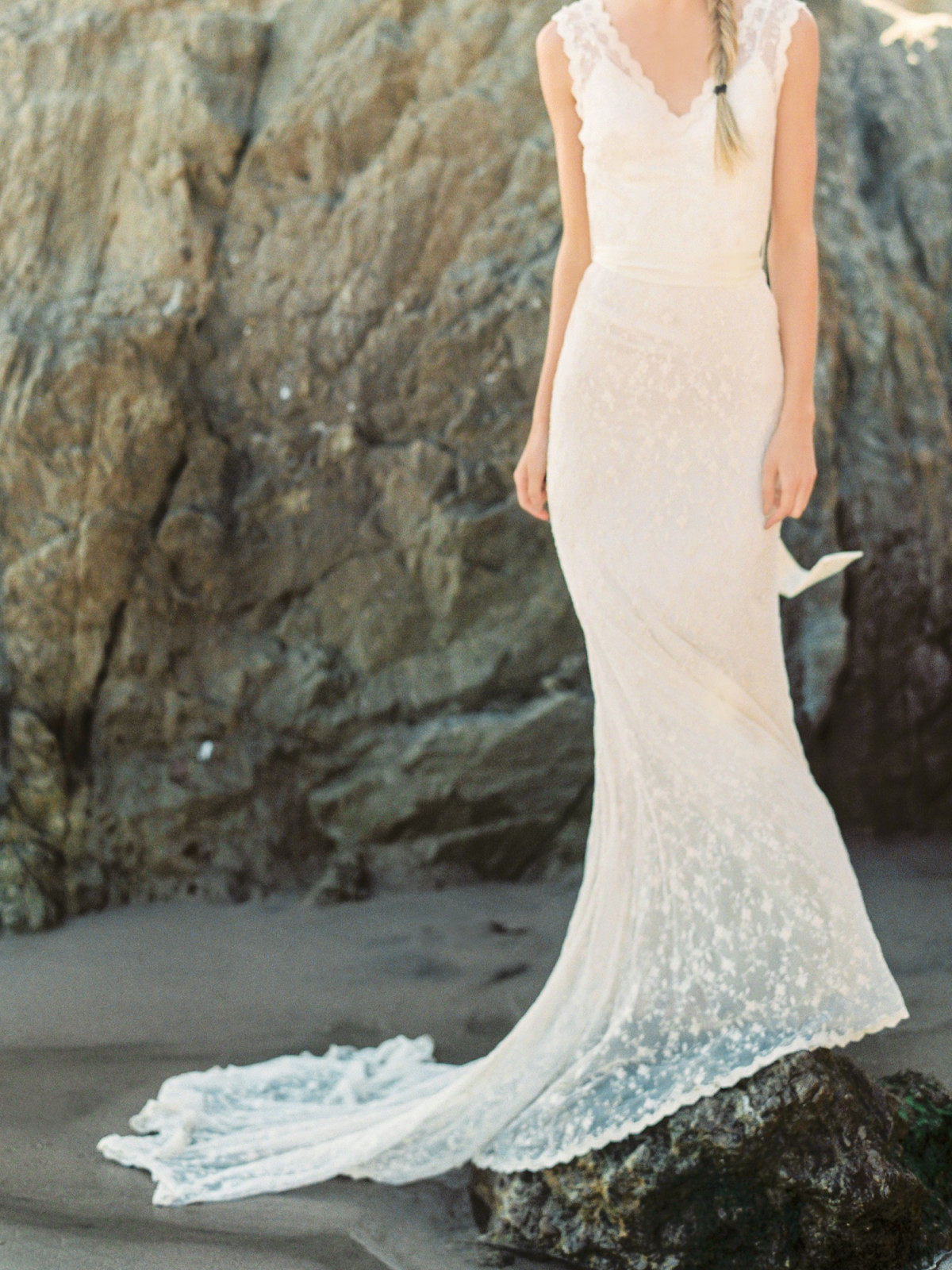 Ivy Lace Gown – ONLY 1 size 14 LEFT | Dreamers and Lovers