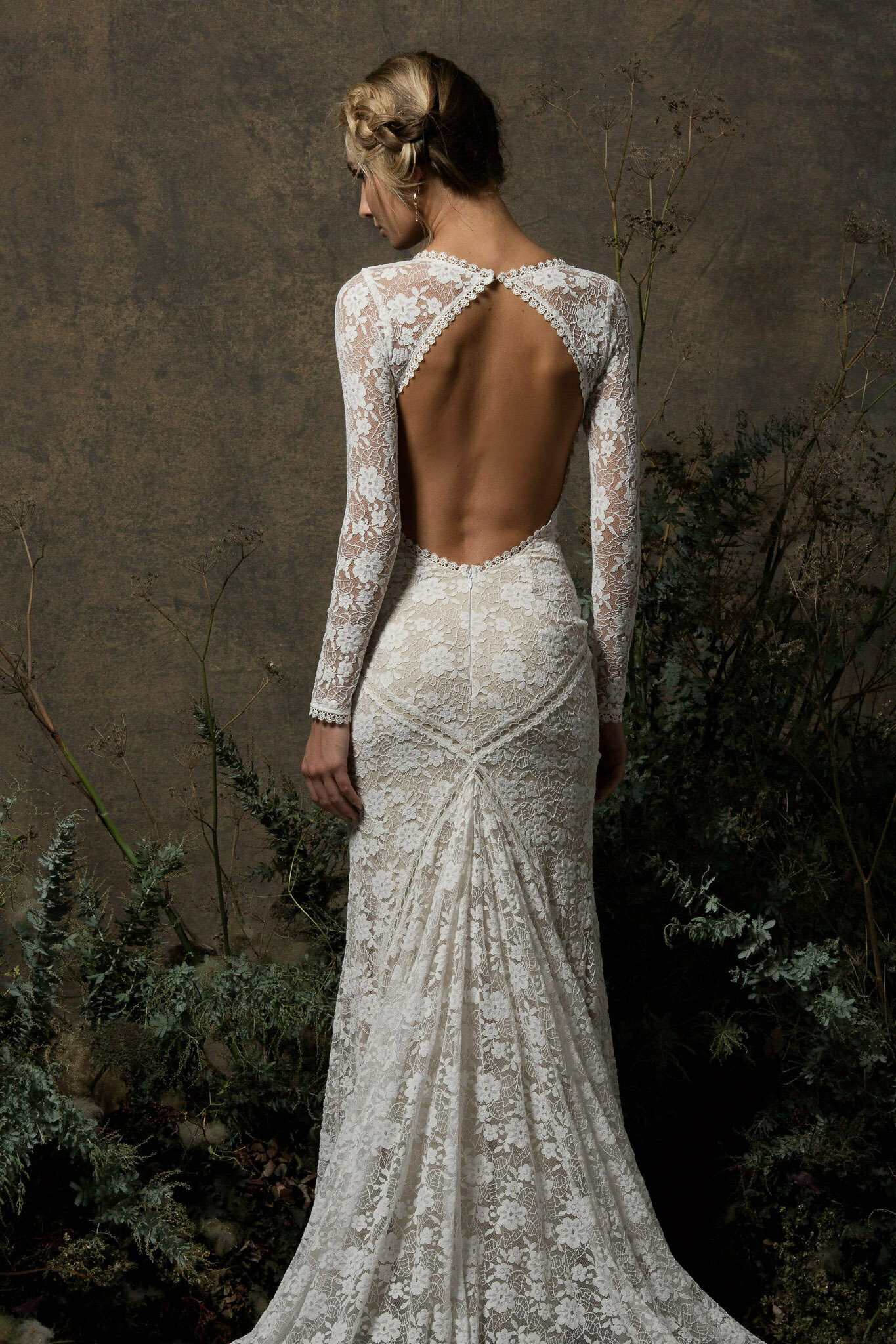 Valentina Backless Lace Wedding Dress | Dreamers and Lovers