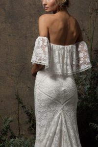 delicate-stretch-lace-off-shoulder-boho-wedding-dress