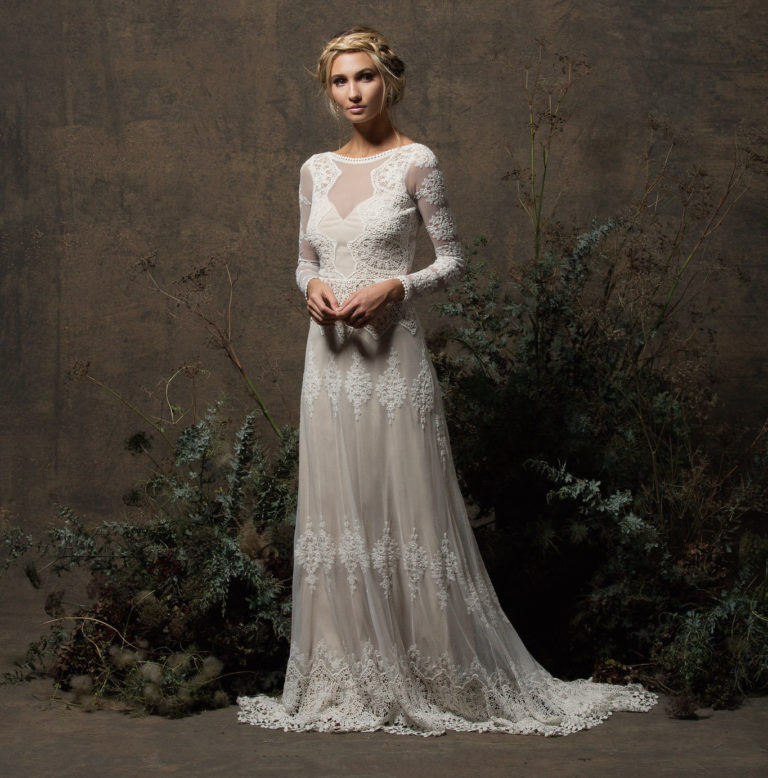 Aurora Long Sleeve Lace Wedding Dress | Dreamers and Lovers