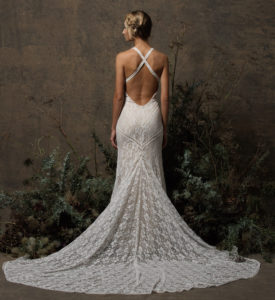 backless-criss-cross-sexy-wedding-dress-simple-and-elegant