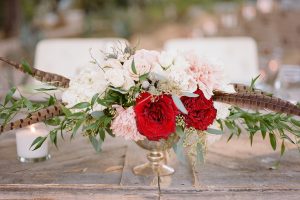 an-oversized-wedding-bouquet-inspo-for-the-boho-bride