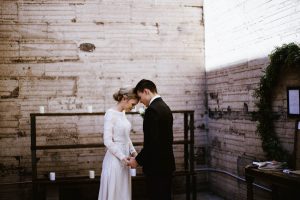 the-couple-that-prays-together-stays-together-first-look-wedding-inspiration