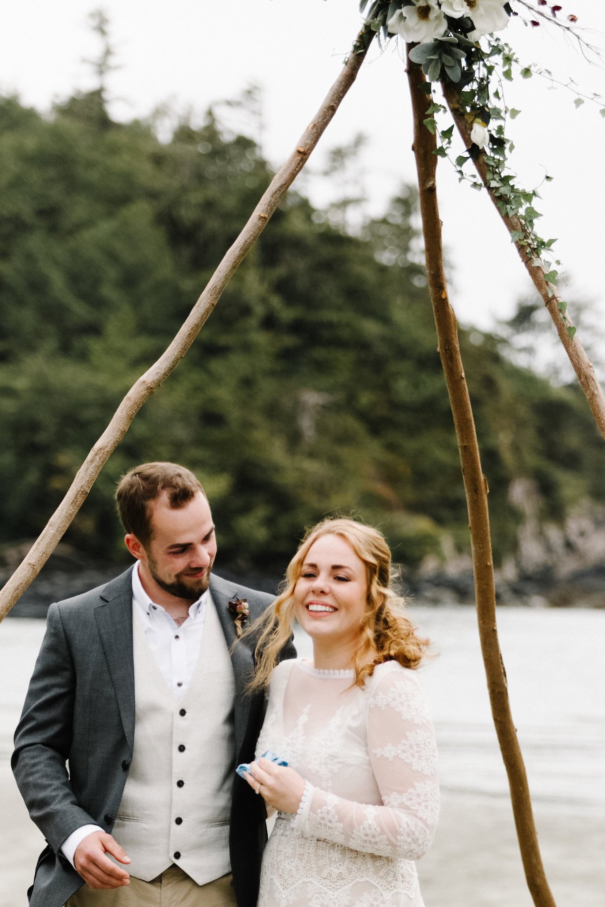 Kara + Devin’s Tiny Tofino Wedding