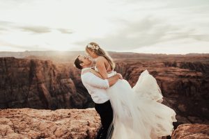 tessa-tadlock-photography-a-happy-couple-in-the-canyons