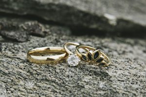 pair-of-vintage-gold-wedding-rings-and-band-from-the-hilltop-wedding-elopement