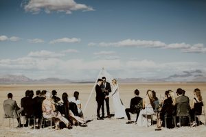 wedding-ceremony-in-the-middle-of-nowhere-palm-springs