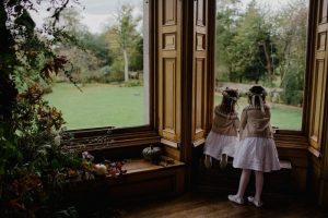 flower-girls-at-wedding-in-cambo-estate-in-scotland