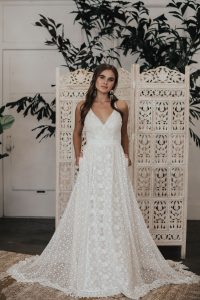 dreamers-and-lovers-becca-lace-wedding-dress