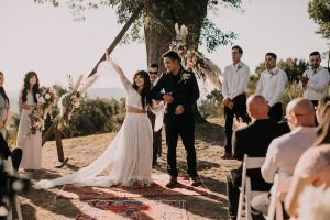 A-laid-back-yet-elegant-and-intimate-wedding-in-California-at-the-Condor's Nest-Ranch