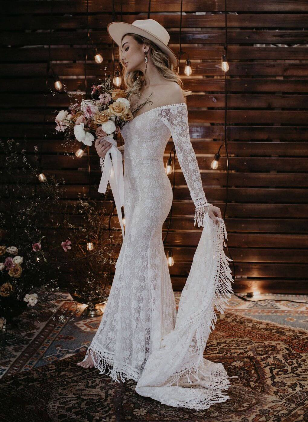 Meredith Bodycon Wedding Dress 