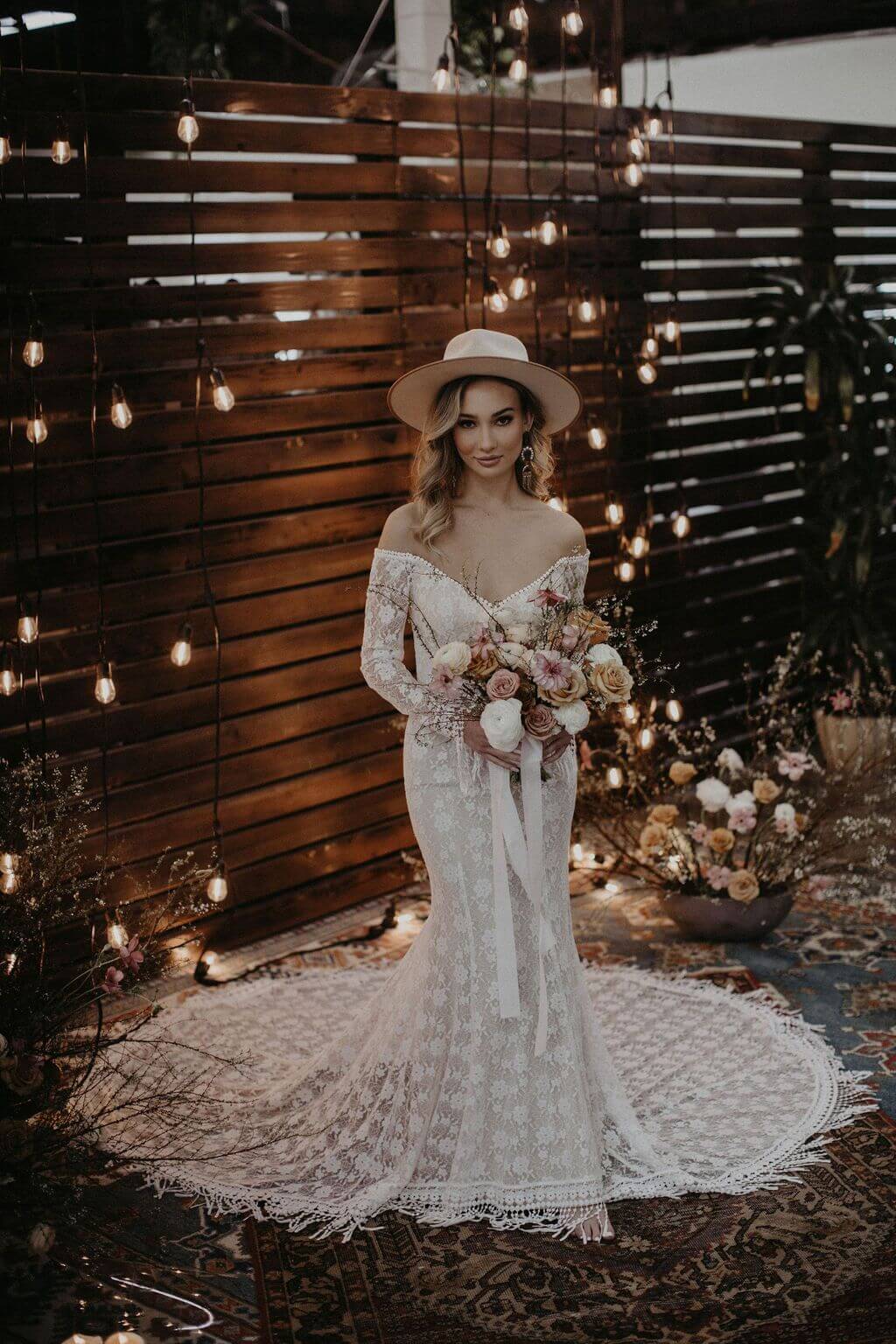 Msikoods Off Shoulder Glitter Elegant Mermaid Wedding Dresses Strapless  Shiny Sleeves Bodycon Bohemia Bridal Gowns Long Sleeves - AliExpress