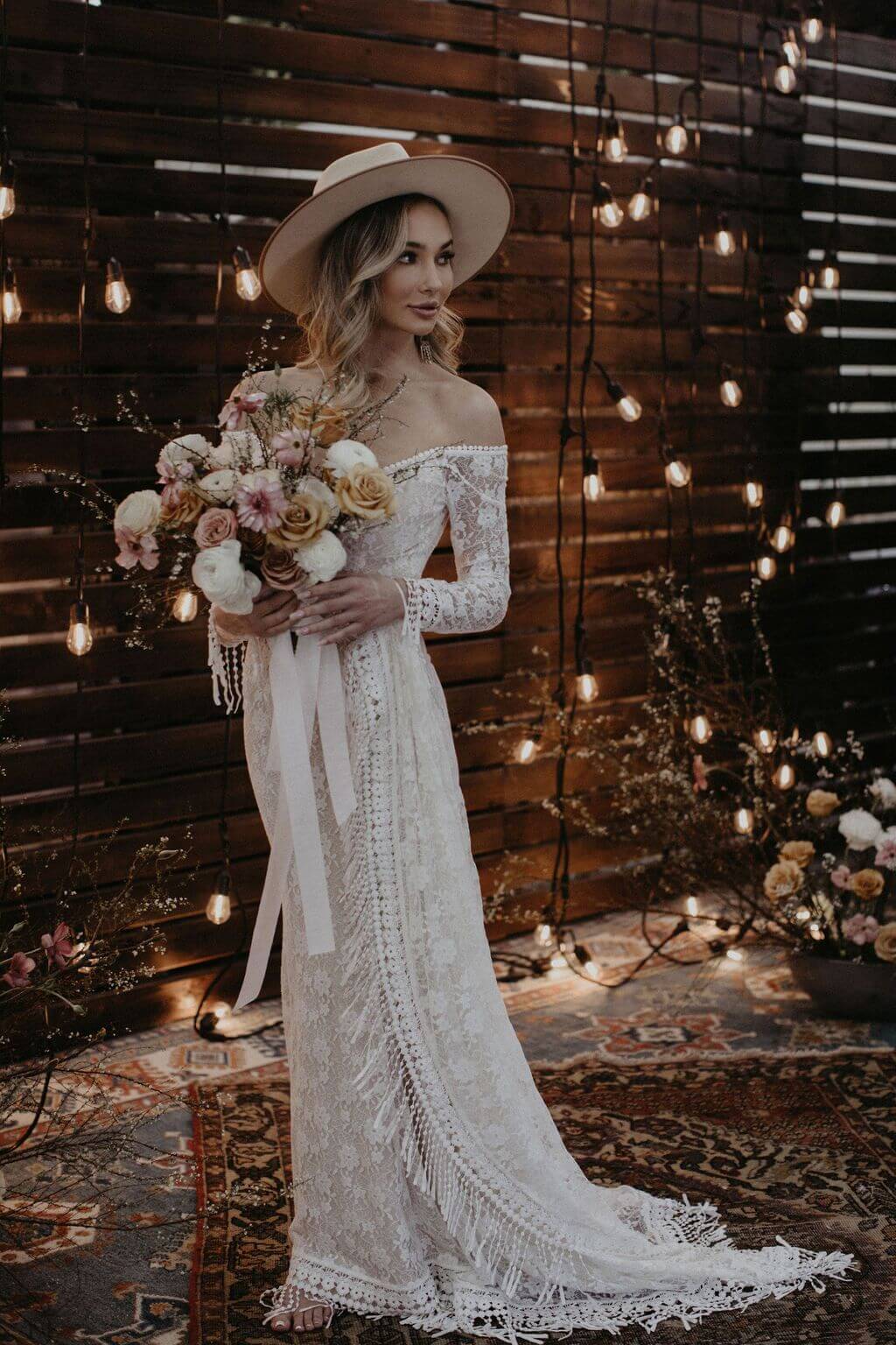 10 Gorgeous Square Neckline Wedding Dresses for Every Style - Tidewater and  Tulle | Timeless Modern Wedding Blog with DIY Wedding Ideas