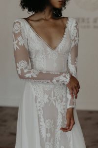 Savannah-long-sleeve-lace-rustic-boho-wedding-dress