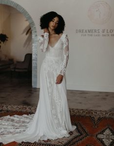 Savannah-modern-boho-rustic-lace-wedding-dress