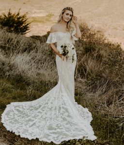 Caroline-bohemian-fitted-comfortable-wedding-dress-off-shoulder