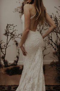 Brooke-lace-wedding-dress-off-white-liner