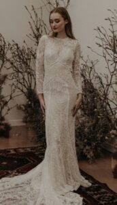 Sophie-open-back-lace-fitted-wedding-dress
