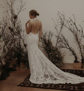 Anouk-Lace-Halter-Wedding-Dress-OFF-WHITE-LINER