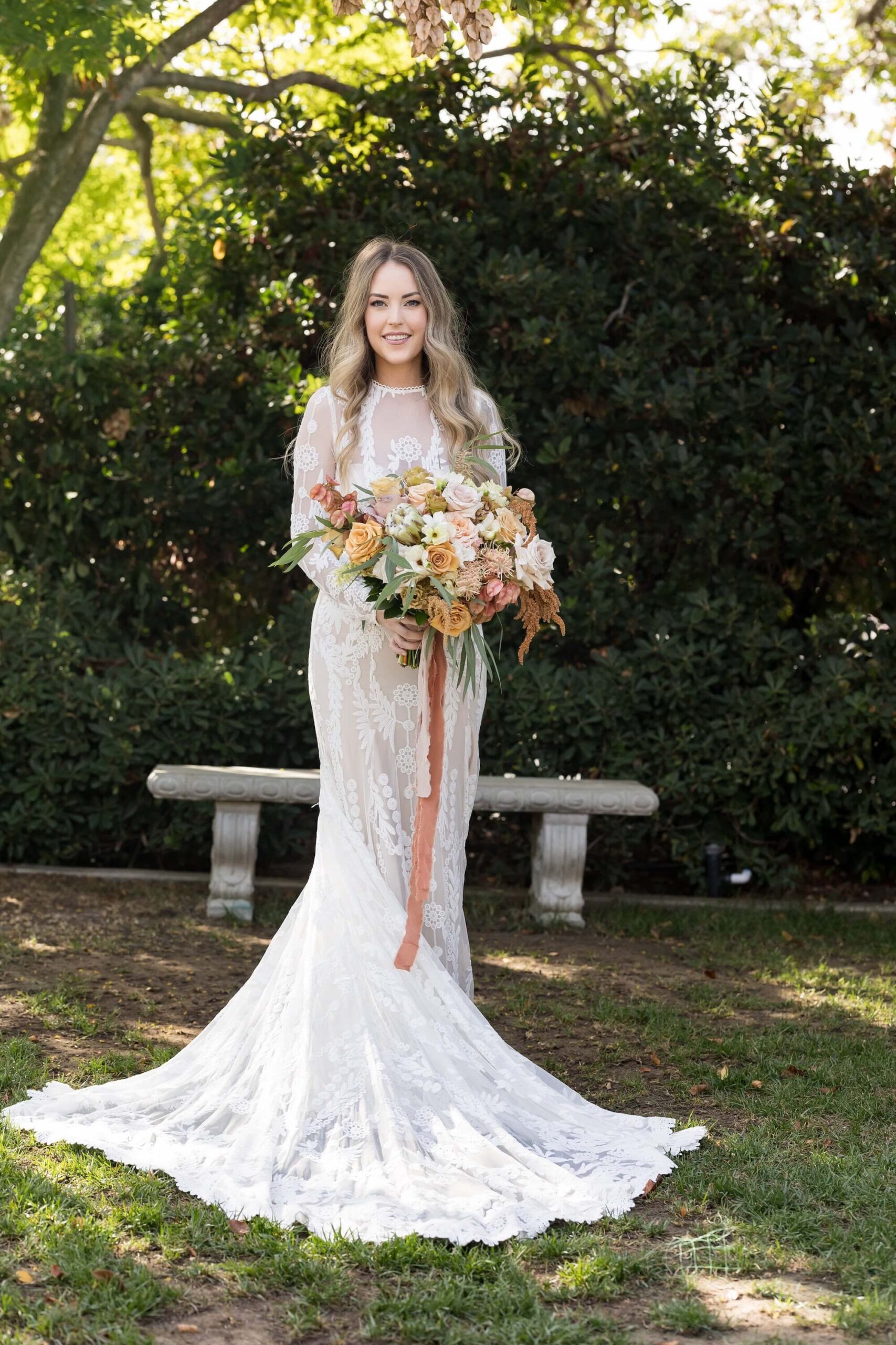 this-bride-had-a-50-people-wedding-in-California