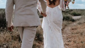 this-bride-and-groom-had-their-dream-destination-wedding-in-New-Mexico