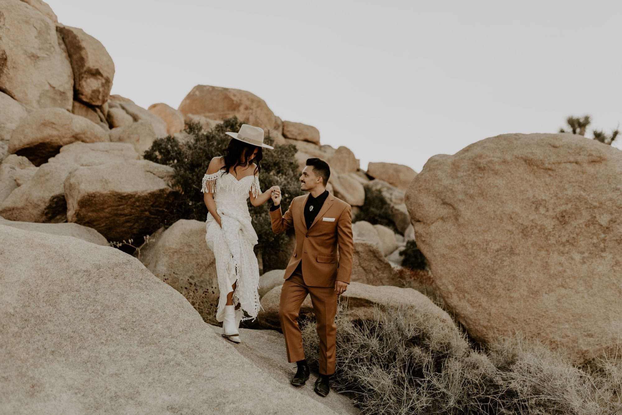 Joshua-Tree-Elopement-dreams-come-true-for-this-bride