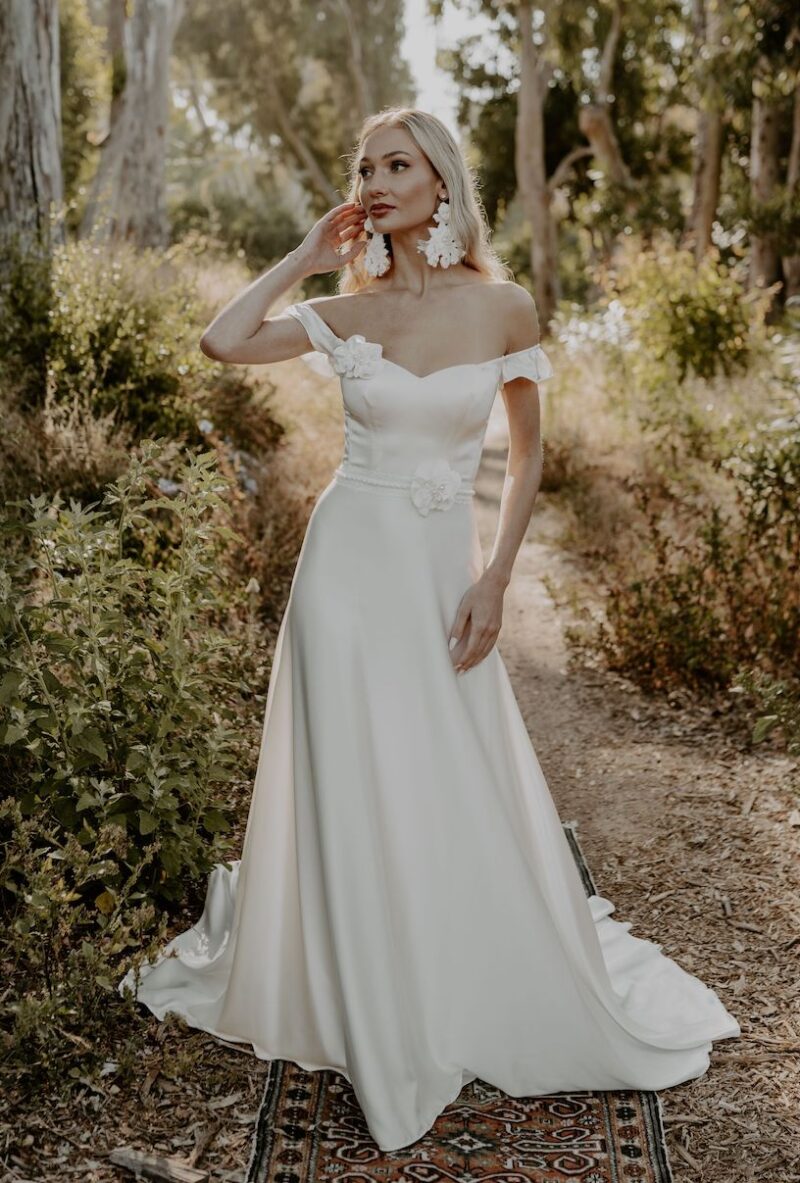 Clementine-off-shoulder-silk-flowy-elegant-wedding-dress