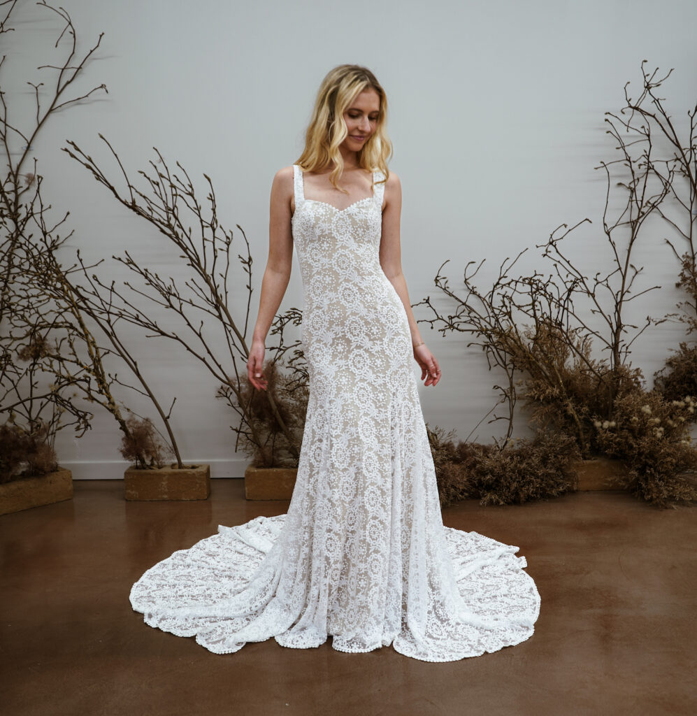 Mackenzie Lace Wedding Dress | Dreamers and Lovers
