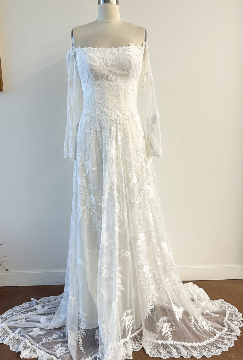 Sonnet-Bird-Lace-Long-Sleeve-Wedding-Dress-Bohemian-Bridal-Gown